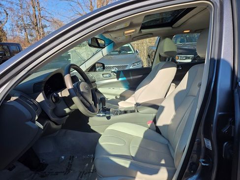 Used 2015 INFINITI Q40 AWD w/ Navigation Package image 18