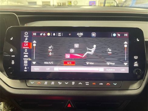 Used 2025 Dodge Charger R/T w/ Quick Order Package 25M R/T image 19