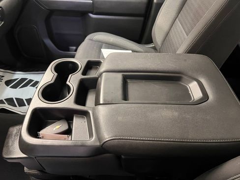 Used 2022 Chevrolet Silverado 1500 Custom Trail Boss image 30