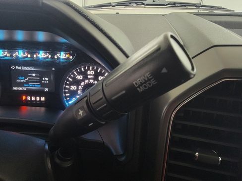 Used 2019 Ford F150 XLT w/ Equipment Group 302A Luxury AWD/4WD image 17