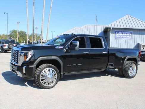 Used 2024 GMC Sierra 3500 Denali w/ Denali Reserve Package image 5