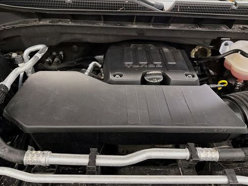 Used 2024 Chevrolet Silverado 1500 Custom Trail Boss AWD/4WD image 29