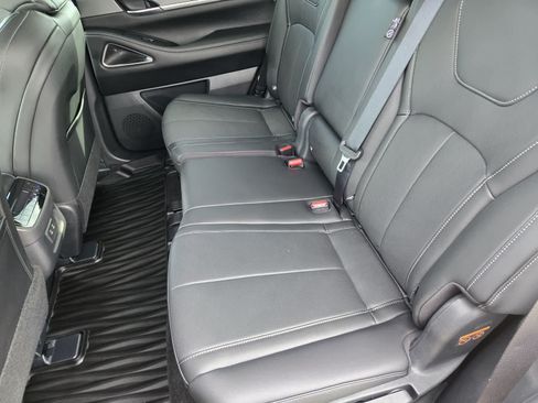 Certified 2026 INFINITI QX60 Luxe w/ Cargo Package FWD image 13
