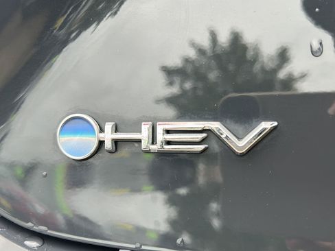 Used 2025 Toyota Camry XLE FWD image 29
