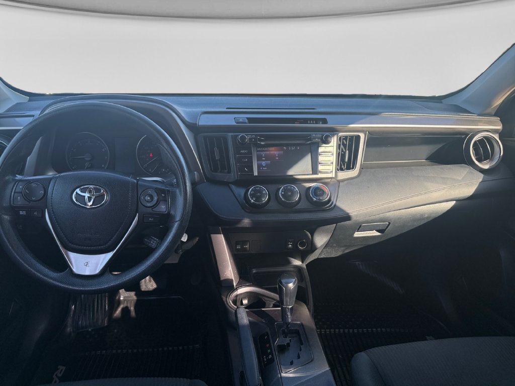 Used 2017 Toyota RAV4 LE w/ All Weather Liner Package AWD/4WD image 17