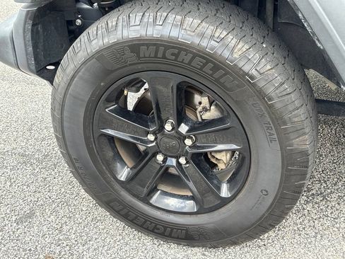 Used 2020 Jeep Wrangler Unlimited Sport AWD/4WD image 9