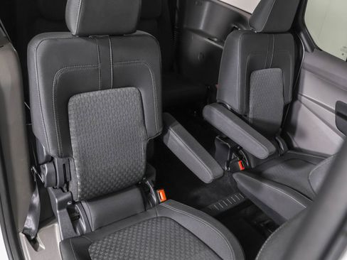 Used 2023 Ford Transit Connect XLT FWD image 39