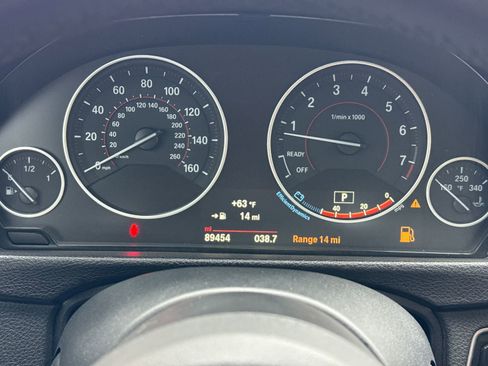 Used 2018 BMW 330i xDrive Sedan w/ M Sport Package AWD/4WD image 22