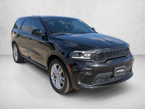 Used 2022 Dodge Durango GT RWD image 3