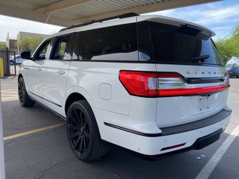 Used 2020 Lincoln Navigator L Reserve w/ Luxury Package AWD/4WD image 2