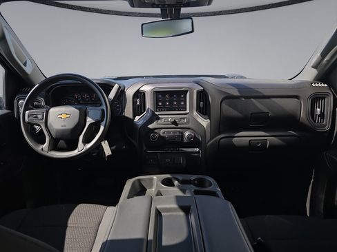 Used 2020 Chevrolet Silverado 2500 Custom w/ Custom Value Package AWD/4WD image 19