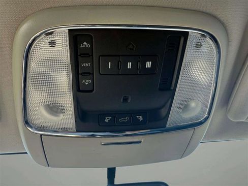 Used 2013 Jeep Grand Cherokee Laredo image 37