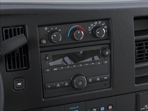 New 2026 GMC Savana 2500 w/ Driver Convenience Package image 20