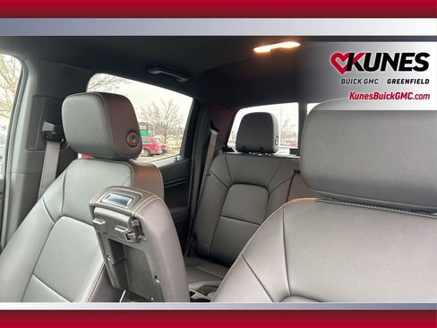 New 2026 GMC Canyon Elevation w/ Convenience Package image 18