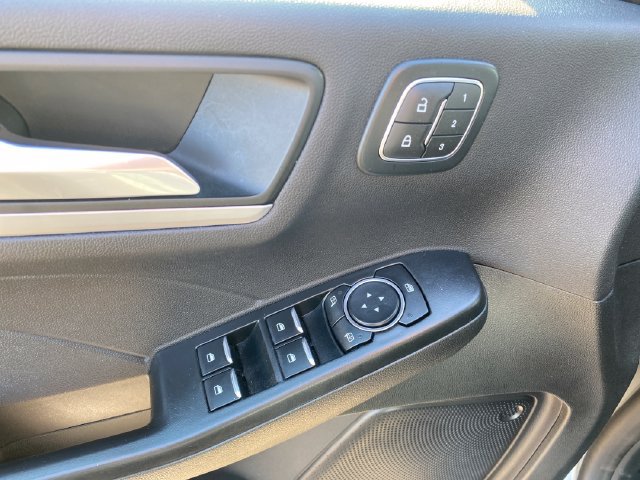 Used 2024 Ford Escape Platinum AWD/4WD image 18