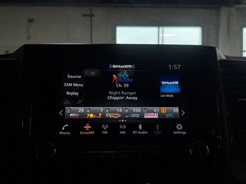 Used 2023 Nissan Frontier PRO-4X w/ Pro Convenience Package AWD/4WD image 17