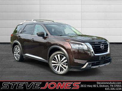 Used 2022 Nissan Pathfinder Platinum w/ Cargo Package