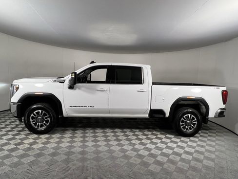 Used 2024 GMC Sierra 3500 SLE image 9