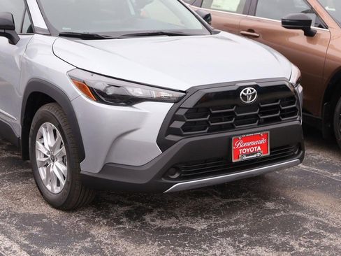 New 2026 Toyota Corolla Cross LE AWD/4WD image 2
