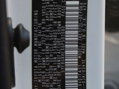 Used 2016 Toyota Corolla L image 17