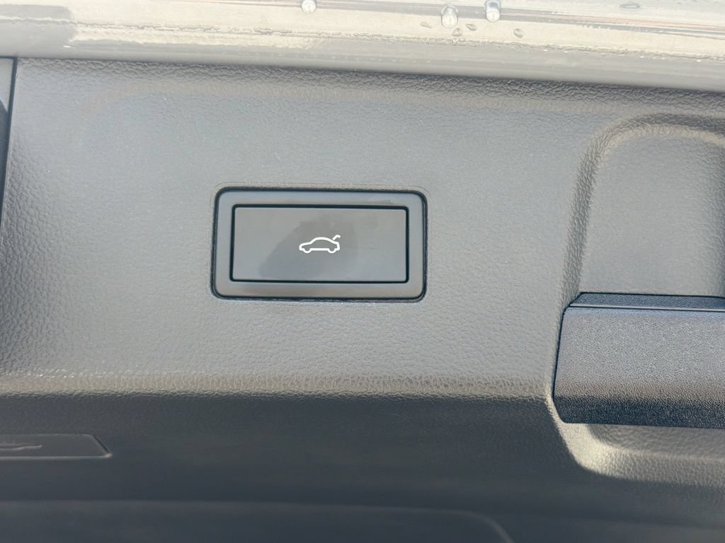 Certified 2026 Volkswagen Atlas SE AWD/4WD image 30
