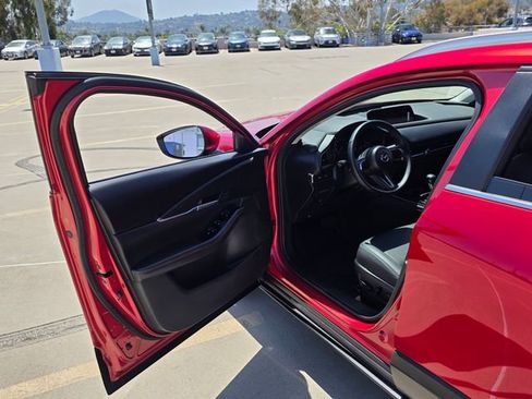 Certified 2025 MAZDA CX-30 AWD 2.5 S w/ Preferred Package image 39