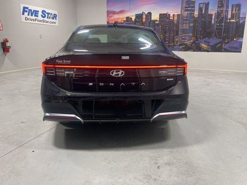 New 2025 Hyundai Sonata Limited image 28