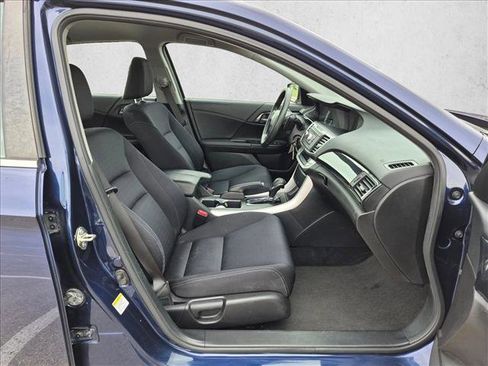 Used 2014 Honda Accord Sport image 21