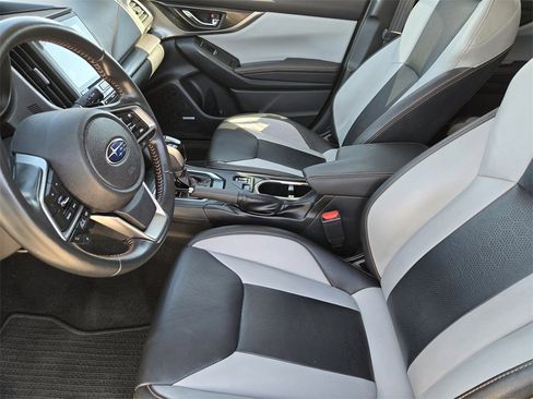 Used 2020 Subaru Crosstrek 2.0i Limited w/ Moonroof Package w/Navigation image 18