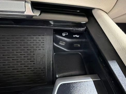 Used 2020 Mercedes-Benz GLE 350 4MATIC image 37