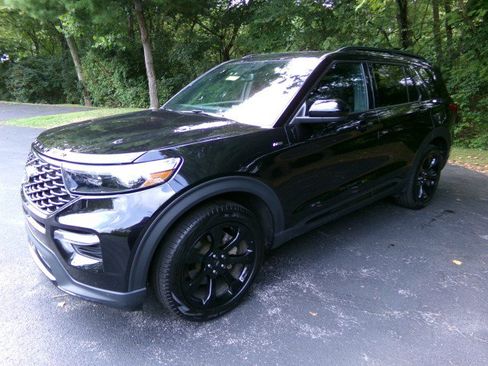 Used 2023 Ford Explorer ST-Line w/ Class IV Trailer Tow Package AWD/4WD image 5