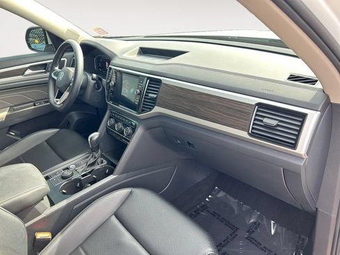 Used 2022 Volkswagen Atlas SE AWD/4WD image 13