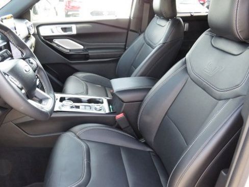 Certified 2023 Ford Explorer ST w/ Equipment Group 401A image 4