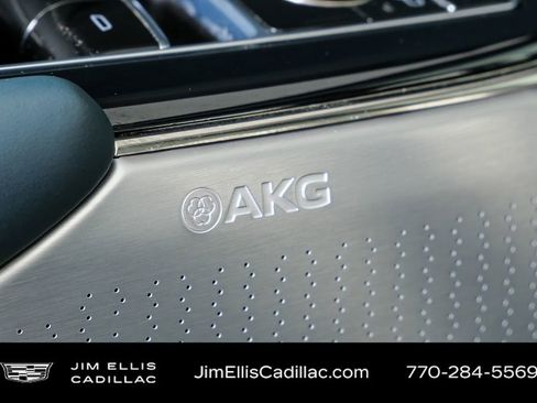 Certified 2024 Cadillac Lyriq Luxury w/ Nappa Leather Package image 8