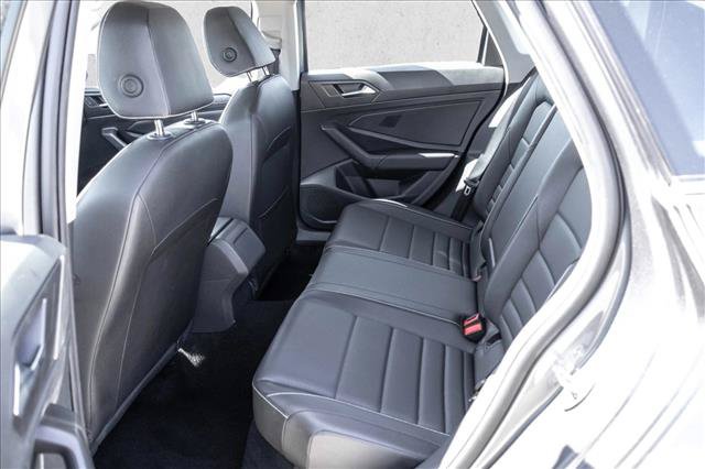 Used 2024 Volkswagen Jetta SE FWD image 20