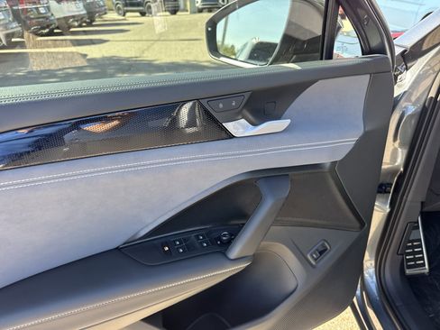 New 2026 Volkswagen Tiguan SE R-Line image 14