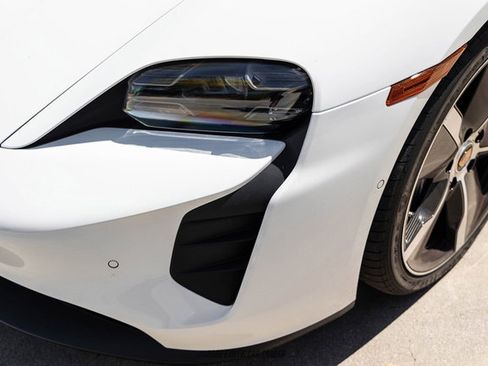 Used 2023 Porsche Taycan RWD image 70