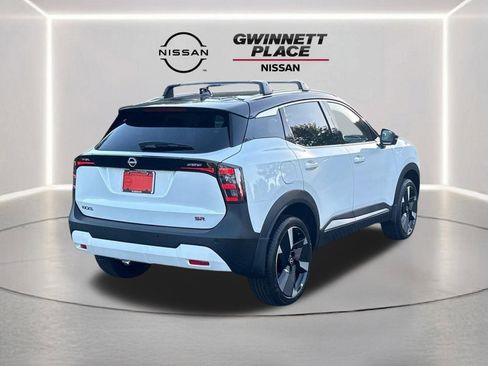 New 2026 Nissan Kicks SR image 5