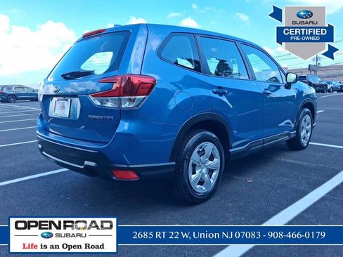 Certified 2023 Subaru Forester AWD/4WD image 3