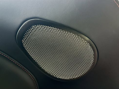 Used 2024 Aston Martin DB12 Coupe RWD image 33