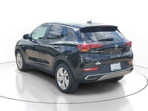 Certified 2024 Buick Encore GX Preferred FWD image 3