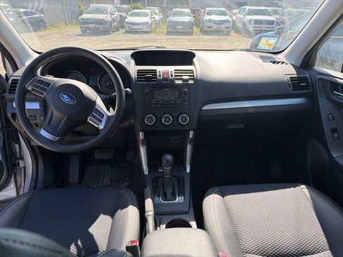 Used 2015 Subaru Forester 2.0XT Premium image 9