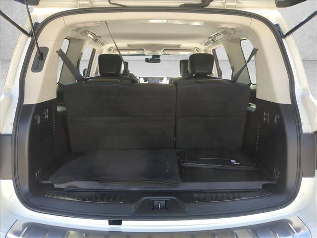 Used 2016 INFINITI QX80 4WD w/ 22" Wheel Package image 6