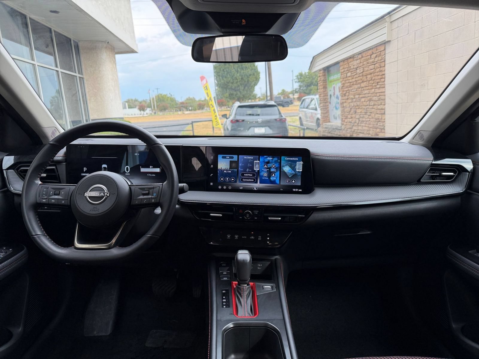 Used 2026 Nissan Kicks SR AWD/4WD image 31