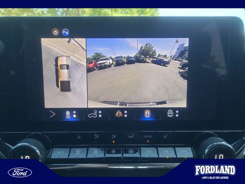 Used 2026 Chevrolet Colorado Trail Boss AWD/4WD image 28