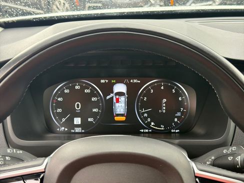 Used 2019 Volvo XC90 T6 Momentum AWD/4WD image 27