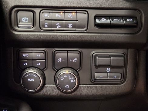 Used 2023 Chevrolet Tahoe High Country w/ Premium Package AWD/4WD image 44