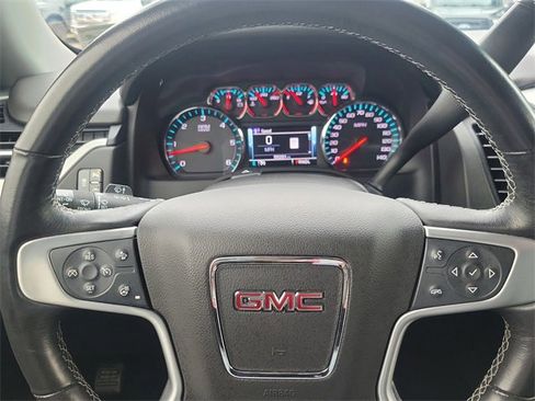 Used 2020 GMC Yukon XL SLT w/ Open Road Package image 10