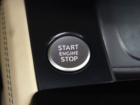 Used 2020 Audi A4 2.0T Premium Plus w/ Premium Plus Package image 24