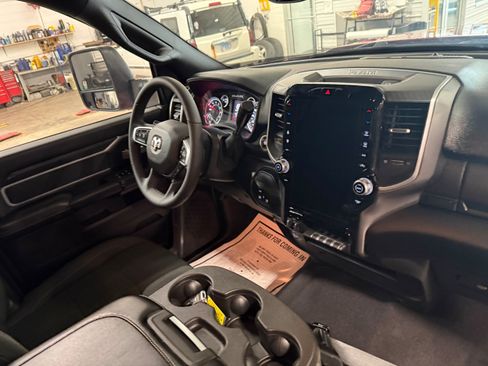 Used 2026 RAM 2500 Big Horn AWD/4WD image 13